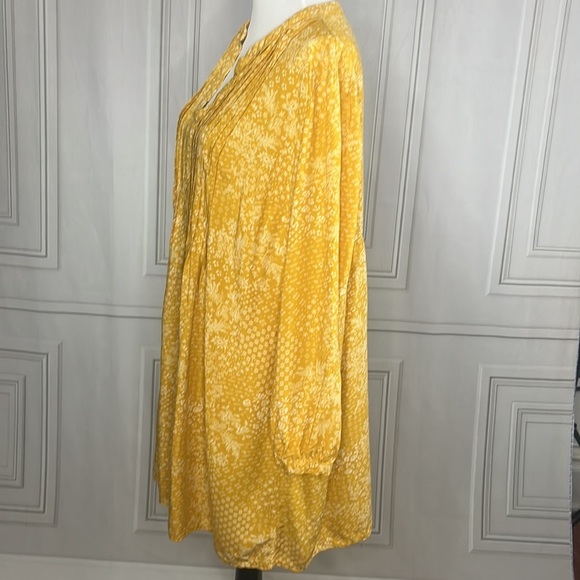 Yellow floral dress 🖤 - Picture 7 of 12